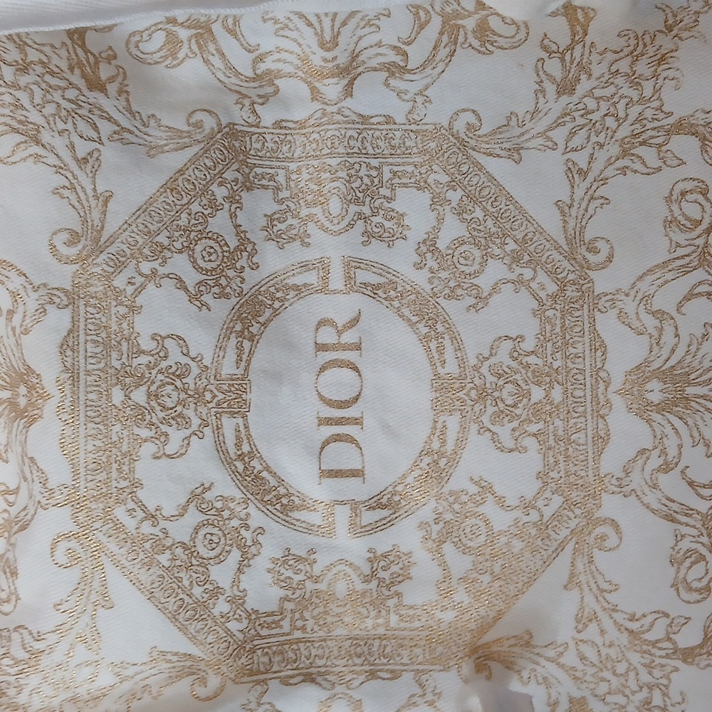 Dior Novelty Drawstring Pouch Limited Edition White And Gold - Picture 7 of 17